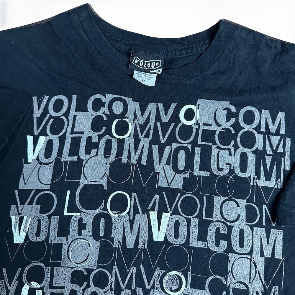 Vintage 90s Volcom Shirt Mens Medium Black Skateboarding Grunge Emo Band Fractal